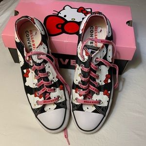 Hello Kitty x Converse Fall 2018